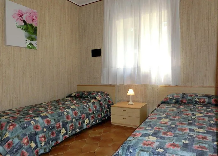 Отель Milano 3s 3*