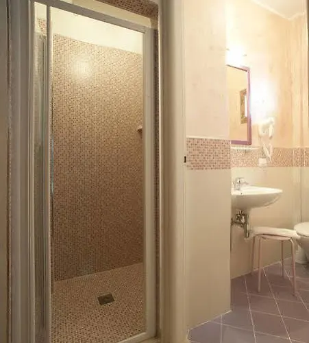 Отель Milano 3s Бибионе