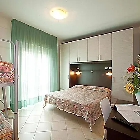 Milano 3s 3*